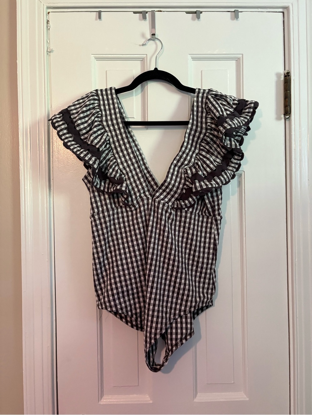 SEA New York Pucker Gingham One Piece Swimsuit Ruffle - Large - Picture 4 of 11